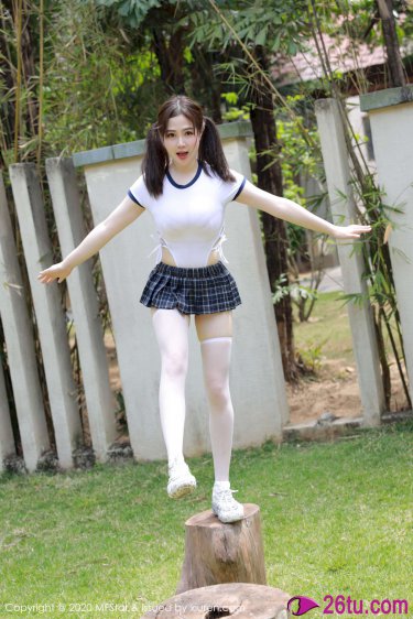 李宣美